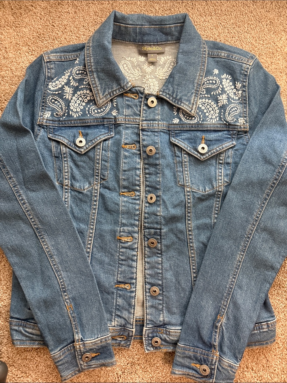 Women’s Blue Denim Jacket with White Paisley Embroidery
